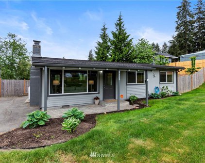 1128 129th Street SE, Everett