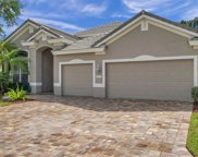 8471 Sailing Loop, Lakewood Ranch image