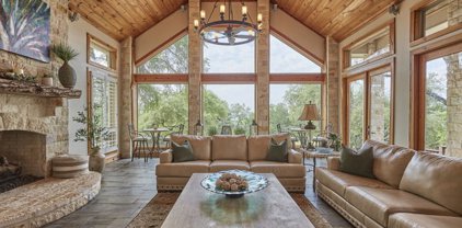 241 Fossil Hills Loop, Spring Branch