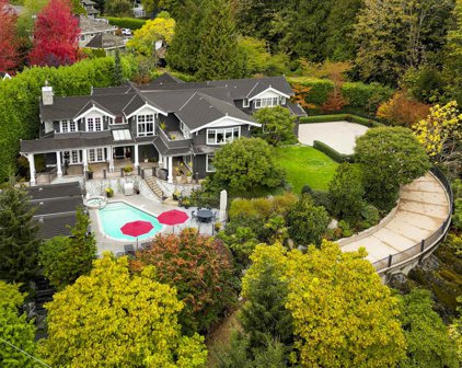 4831 Water Lane, West Vancouver