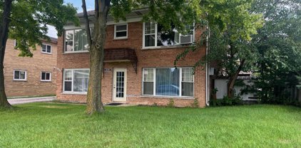1407 E Roosevelt Road, Wheaton