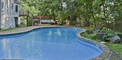 212 Eileen Dr, Cedar Grove Twp.