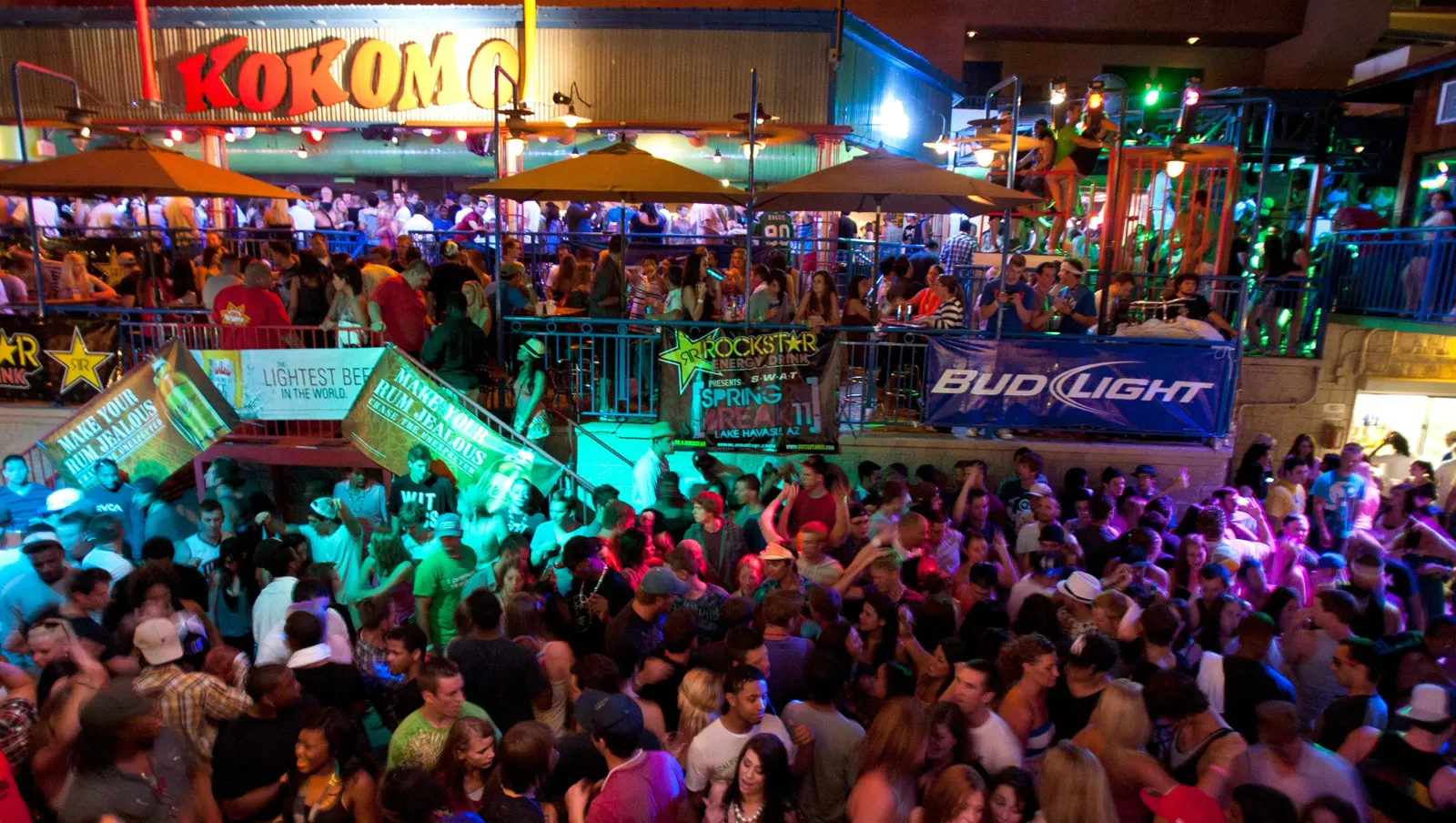 Kokomo nightclub and nightlife area near the London Bridge in Lake Havasu City
