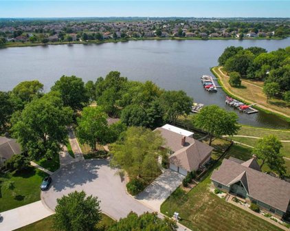 4395 SW Breezy Point Lane, Lee's Summit