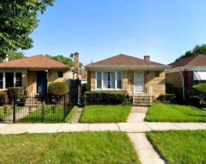 5118 W Congress Parkway, Chicago
