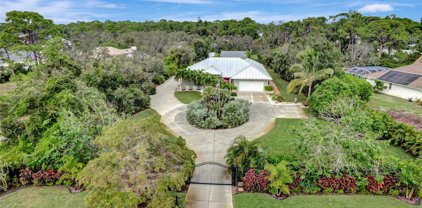 1697 Bayshore Drive, Englewood