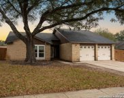 833 Garden Meadow Dr, Universal City image
