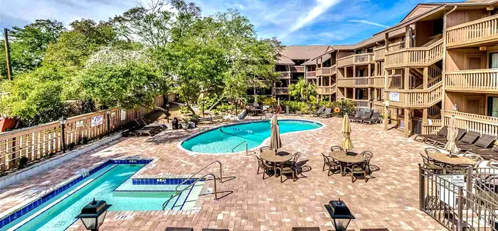 Chelsea House Pool and Hot Tub
