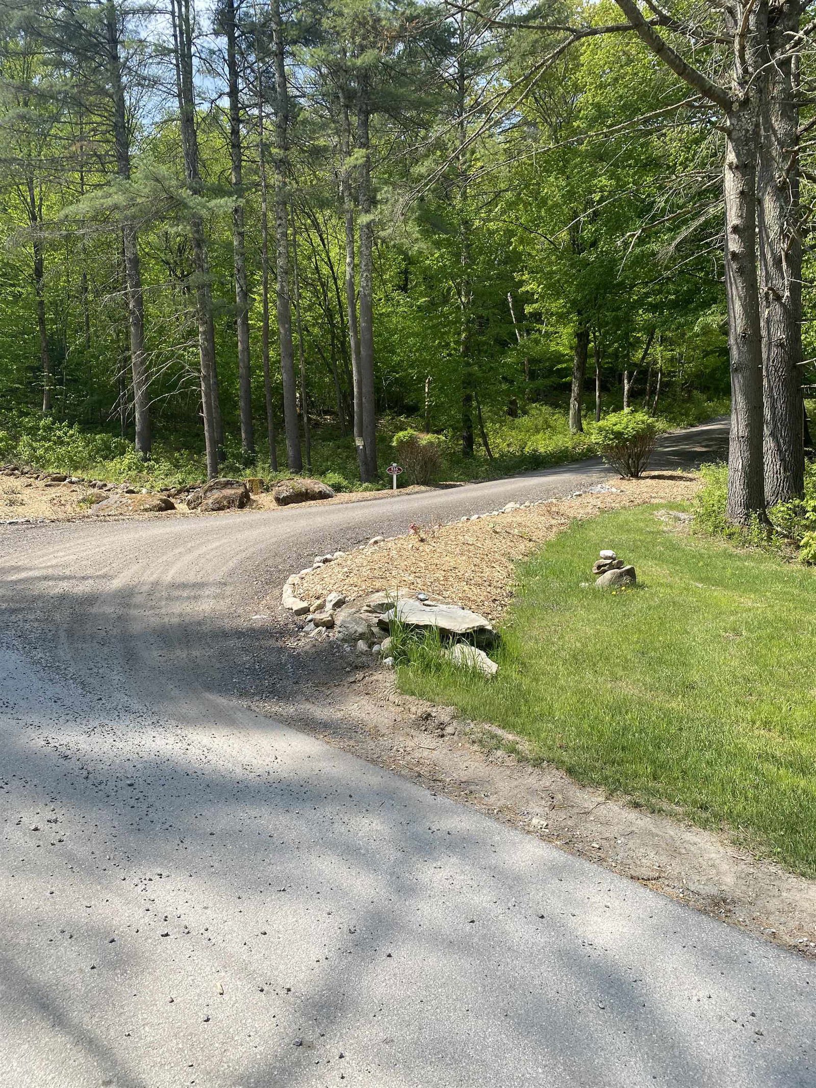 Frost Pond Road, Dorset, 05251
