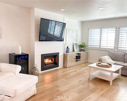33 Seabird Court Unit 6, Newport Beach