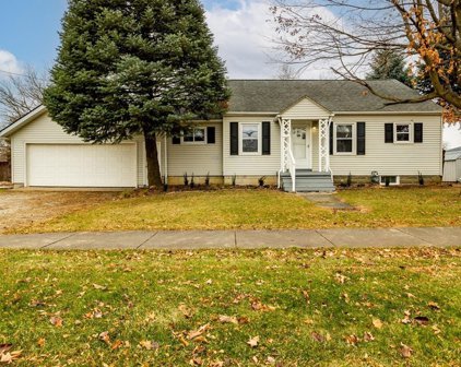 114 E Main Street, Lagrange