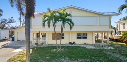 136 Bay Mar Dr, Fort Myers Beach