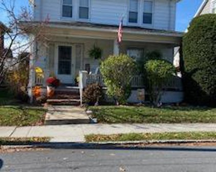 411 S Lincoln St, Palmyra