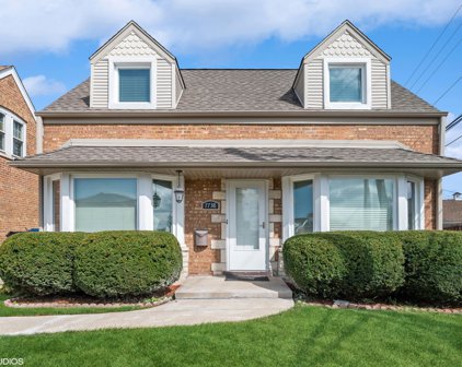 7738 W Victoria Street, Chicago