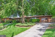 7905 Raphael Ct, Potomac image