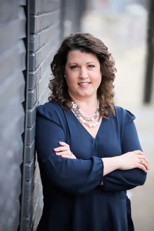 jeneen deshong - realtor