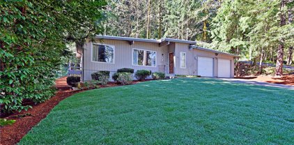 490 SW Forest Drive, Issaquah