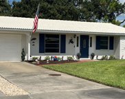 38 Oakwood Drive N Unit 38, Englewood image