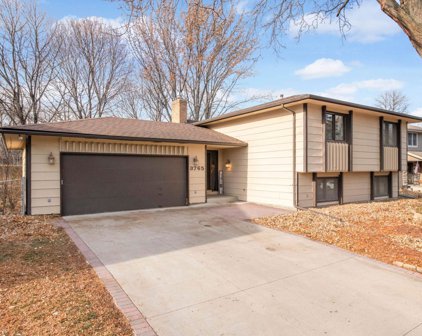 3765 Cottonwood Lane N, Plymouth