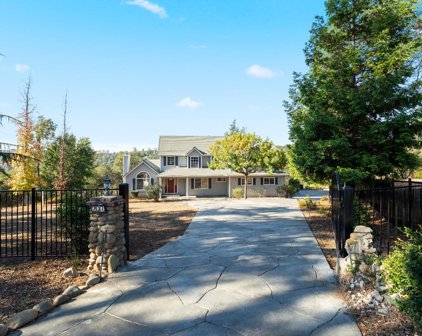 207 Hampton Court, Auburn