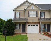 410 Beaumont Circle, Clemmons image
