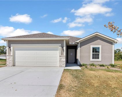 2108 Crestview Place, Raymore