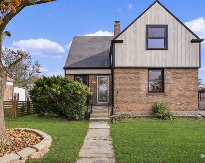 1441 S Wolf Road, Hillside