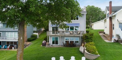 4609 Island View Drive, Mound