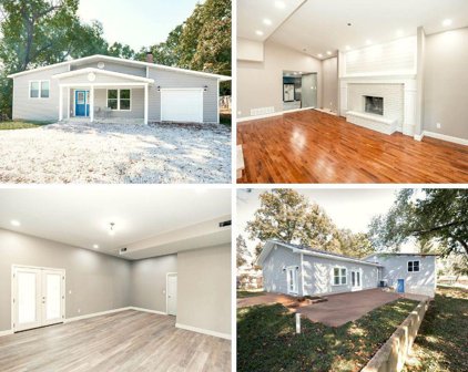 210 Laverne  Drive, Fenton