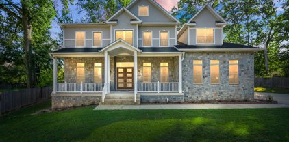 10713 Jones St, Fairfax
