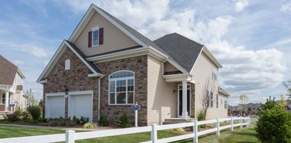 2 Leidl Cir, Hillsborough Twp.