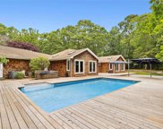 18 N Cape Lane, East Hampton image
