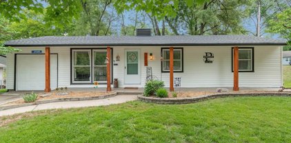 7725 Maple Street, Prairie Village