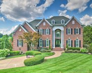 12 Crooked Stick Ln, Brentwood image