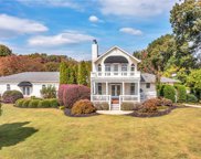 105 Chefs House Way, Townville image