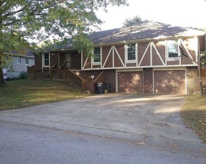 3905 SW 9th Street, Blue Springs