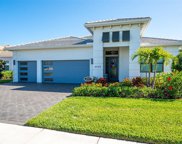 4944 Surfside Circle, Lakewood Ranch image