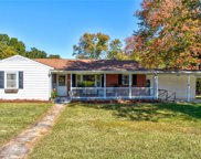 106 Mohawk Drive, King image