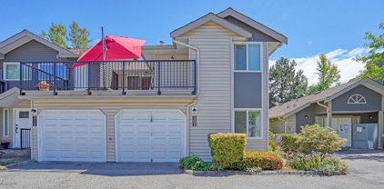 8972 Fleetwood Way Unit 302, Surrey