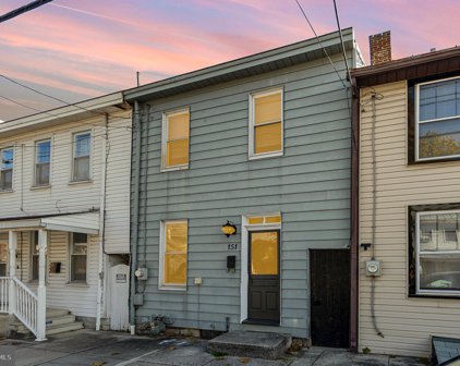 151 N East St, Carlisle