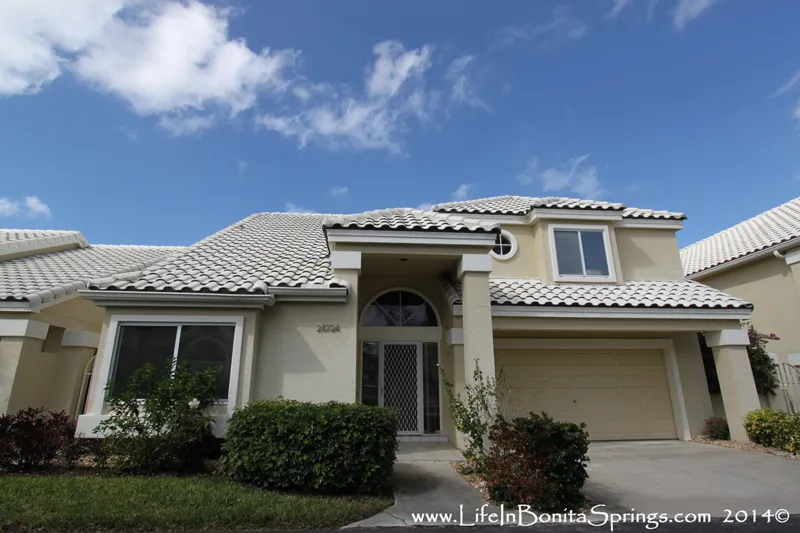 Carmel Villas For Sale Vanderbilt Lakes Bonita Springs Florida