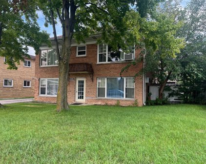 1407 E Roosevelt Road, Wheaton