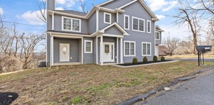 114 Preston Dr, Long Hill Twp.