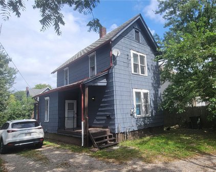 1115 Troy Place NW, Canton