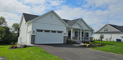7425 Wells Dr, Harrisburg