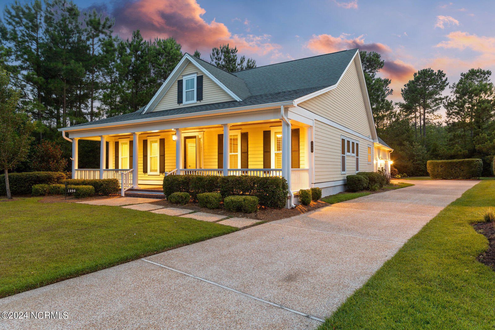 1090 Evangeline Drive, Leland, NC 28451. MLS 100453555