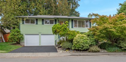 2702 Forest View Drive, Everett