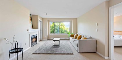 2151 151a Street Unit 404, Surrey