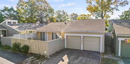 8207 Halsey Street, Lenexa