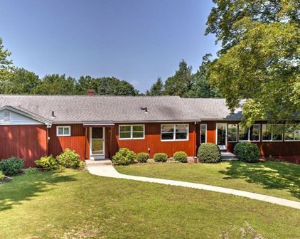 10 Chestnut Hill Road, Wilbraham